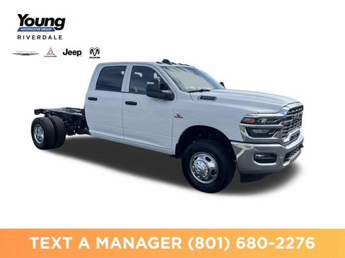 New 2026 RAM 3500 Tradesman w/ Chrome Appearance Group A AWD/4WD image 7