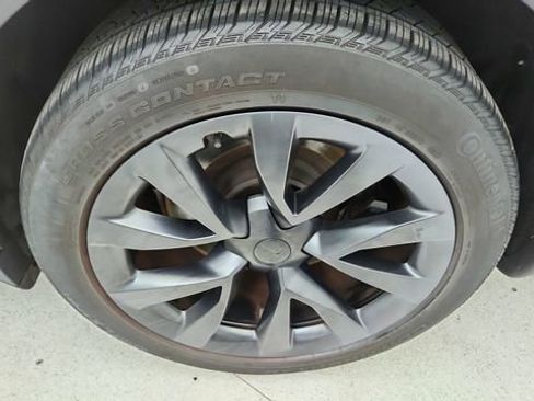 Used 2023 Tesla Model X image 62