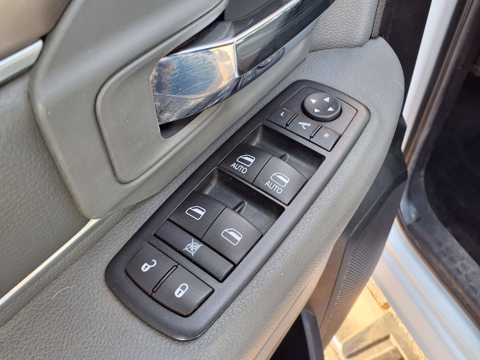 Used 2016 RAM 1500 Big Horn AWD/4WD image 14