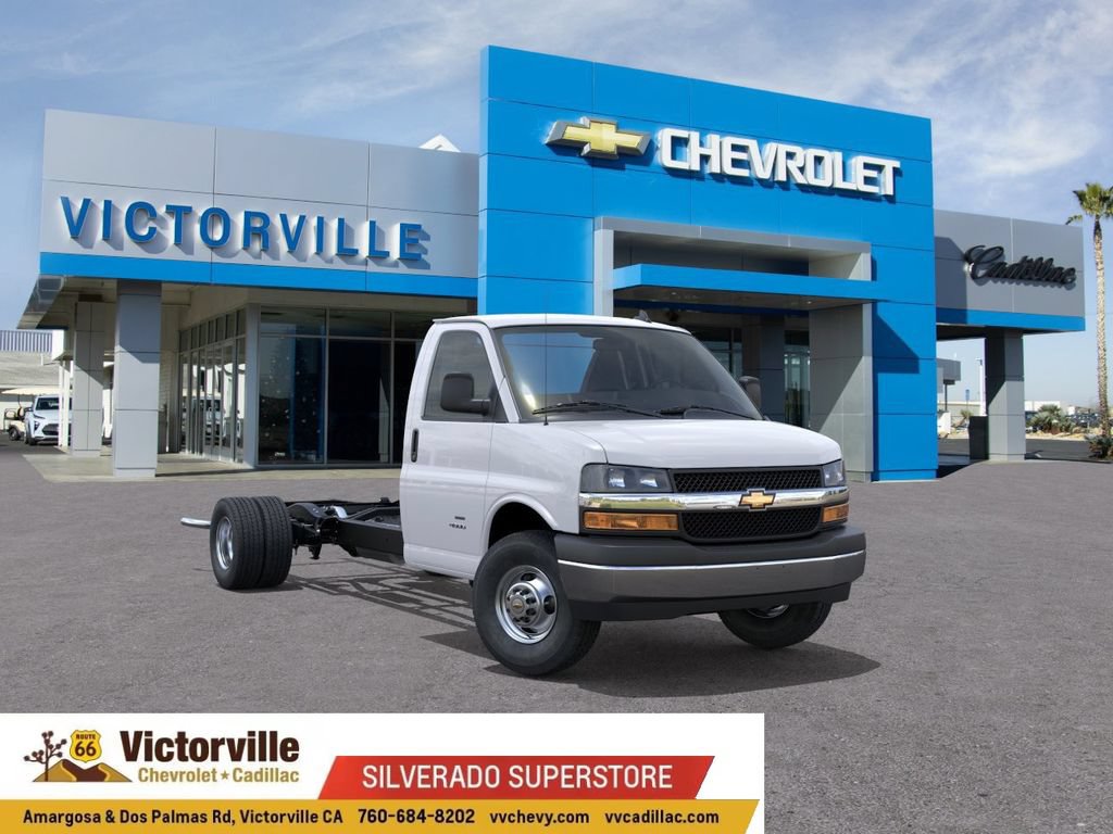 New 2025 Chevrolet Express 4500 w/ Power Convenience Package RWD image 1