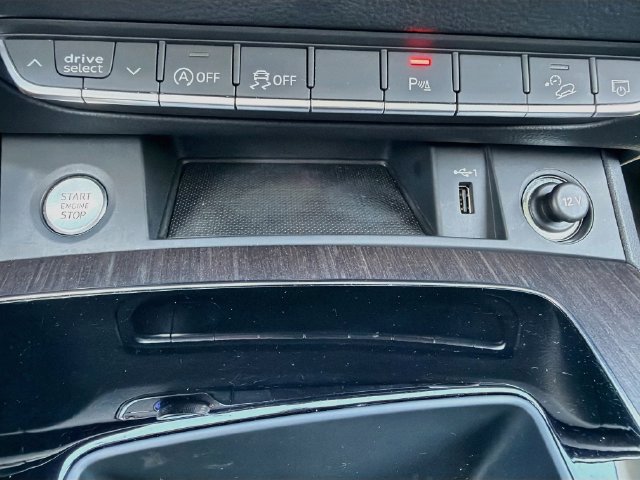 Used 2024 Audi Q5 2.0T Premium AWD/4WD image 29