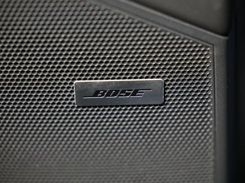 New 2025 Porsche Cayenne Coupe image 22