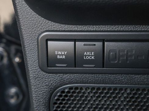 Used 2012 Jeep Wrangler Rubicon w/ PWR Convenience Group AWD/4WD image 26