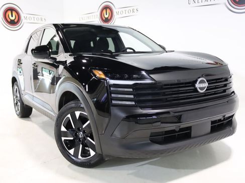 Used 2025 Nissan Kicks SV AWD/4WD image 57