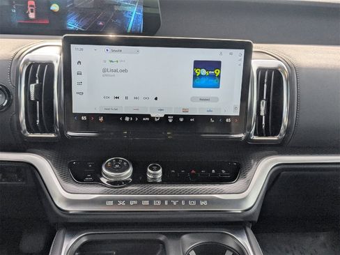 Used 2025 Ford Expedition Max Platinum w/ Stealth Performance Package image 20