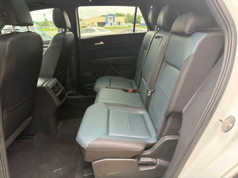 Used 2021 Volkswagen Atlas Cross Sport SEL AWD/4WD image 26