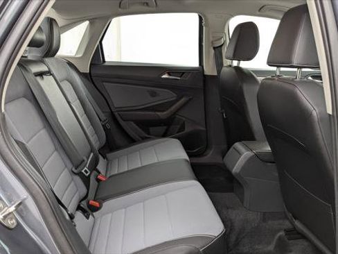 Used 2025 Volkswagen Jetta SE image 18