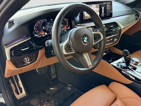 Certified 2023 BMW 530i w/ M Sport Package image 9