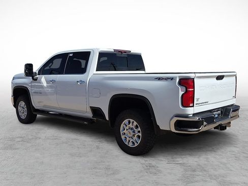 Used 2025 Chevrolet Silverado 2500 LTZ w/ LTZ Convenience Package AWD/4WD image 7