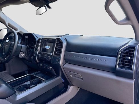 Used 2021 Ford F250 XLT image 28