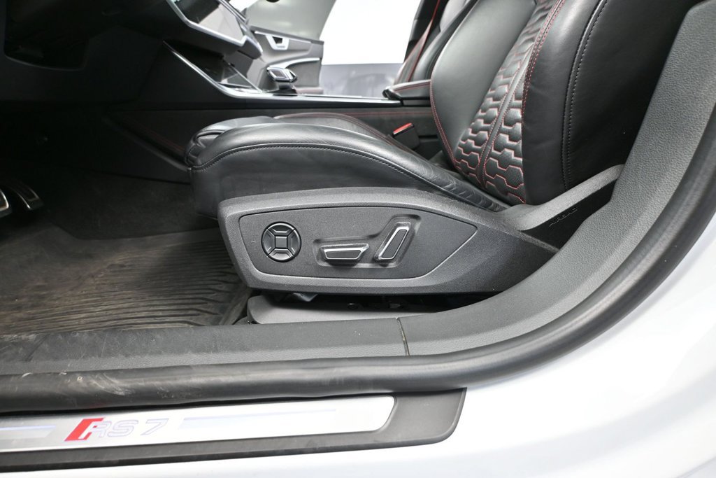 Used 2022 Audi RS 7 Sportback w/ Black Optic Package AWD/4WD image 16
