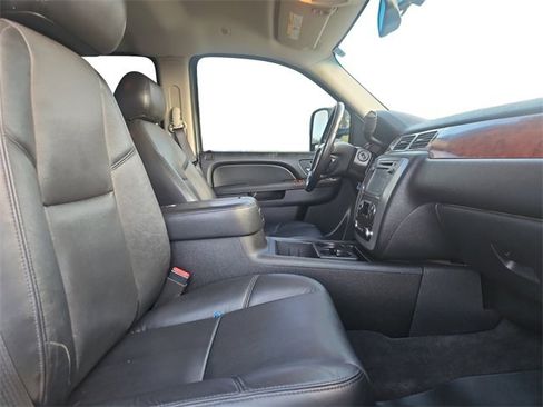 Used 2014 GMC Sierra 2500 SLT w/ SLT Convenience Package image 15