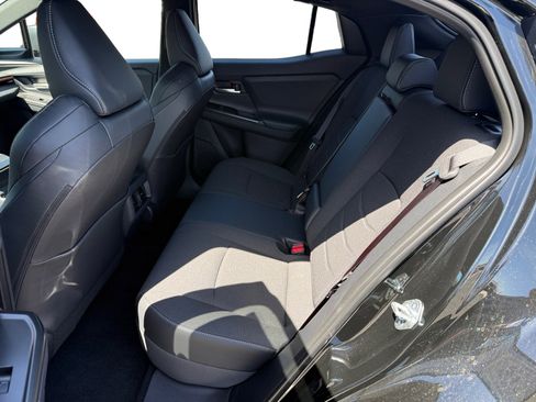 New 2026 Subaru Uncharted Premium FWD image 16