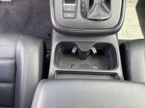 Used 2025 Honda CR-V EX-L image 17