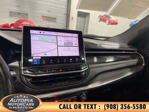 Used 2022 Jeep Compass Limited w/ (RED) Package image 35