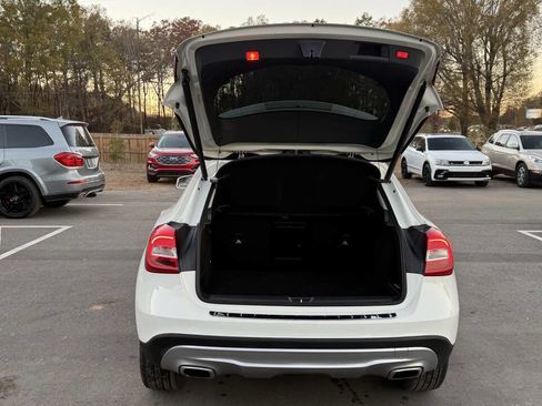 Used 2015 Mercedes-Benz GLA 250 GLA 250 4dr SUV image 6