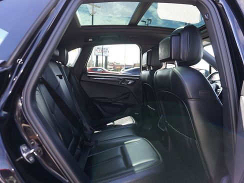 Used 2021 Porsche Macan image 29