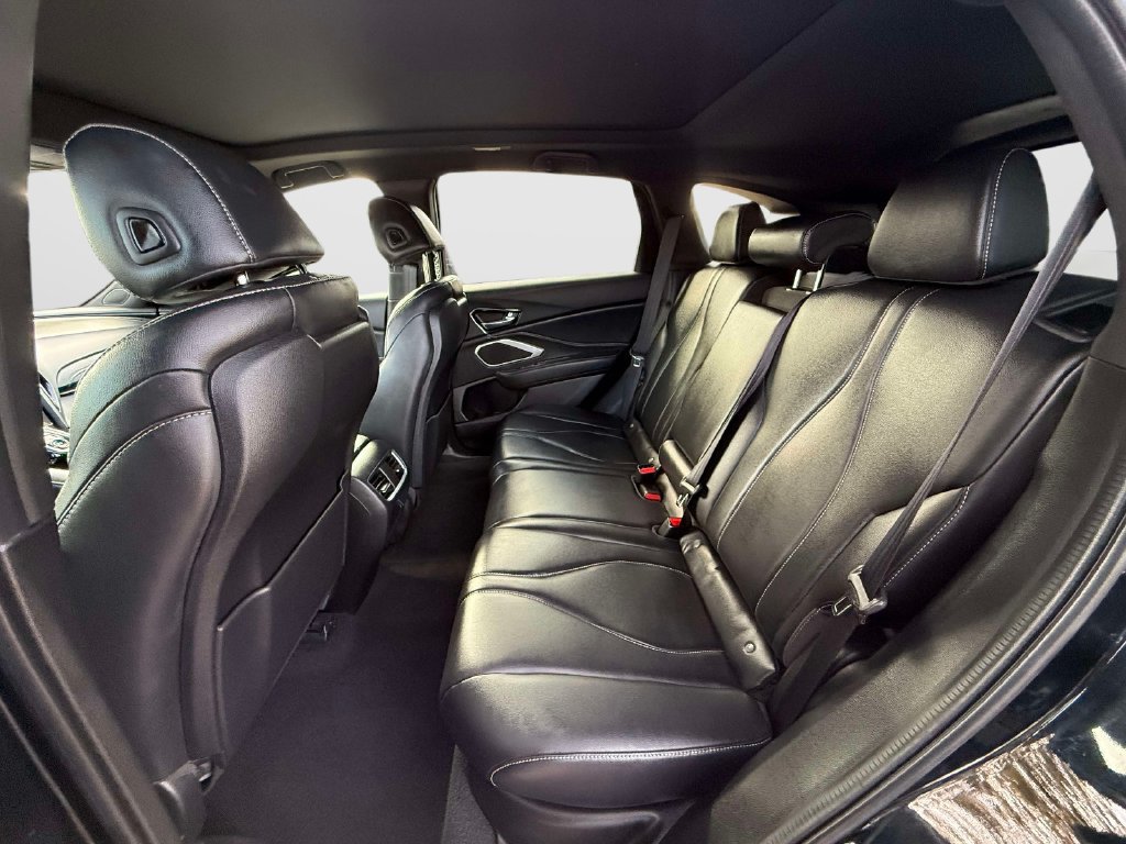 Certified 2025 Acura RDX SH-AWD image 11
