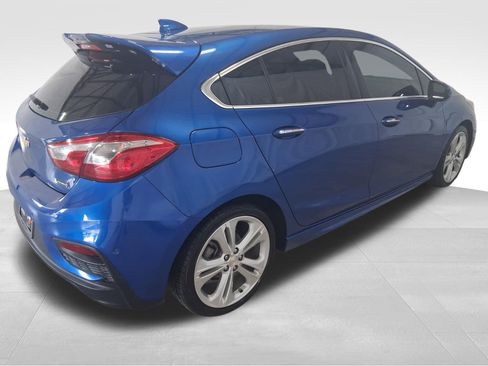 Used 2017 Chevrolet Cruze Premier image 5