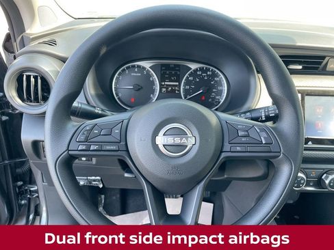 New 2025 Nissan Kicks Play S image 26