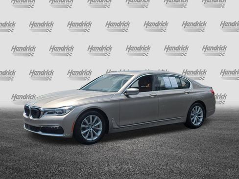 Used 2018 BMW 750i xDrive AWD/4WD image 5