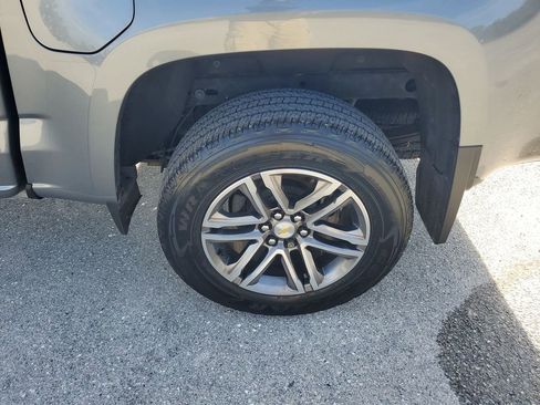 Used 2022 Chevrolet Colorado W/T w/ Custom Special Edition image 19