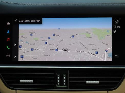 Used 2023 Porsche Cayenne AWD/4WD image 16