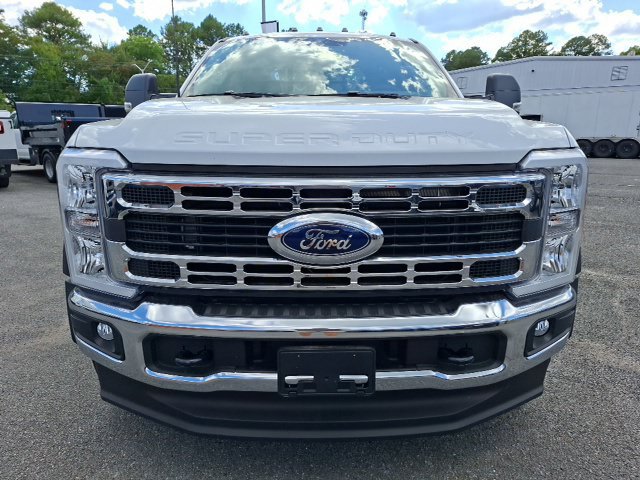 New 2026 Ford F550 4x4 Regular Cab Super Duty w/ XL Chrome Package image 8