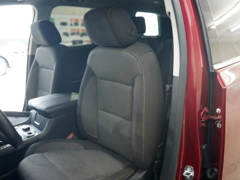 Used 2018 Chevrolet Traverse LT AWD/4WD image 25