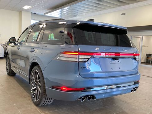 New 2026 Lincoln Aviator Black Label AWD/4WD image 12
