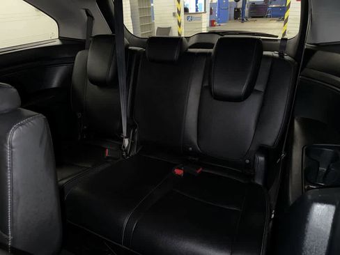 Used 2023 Honda Odyssey Touring image 18