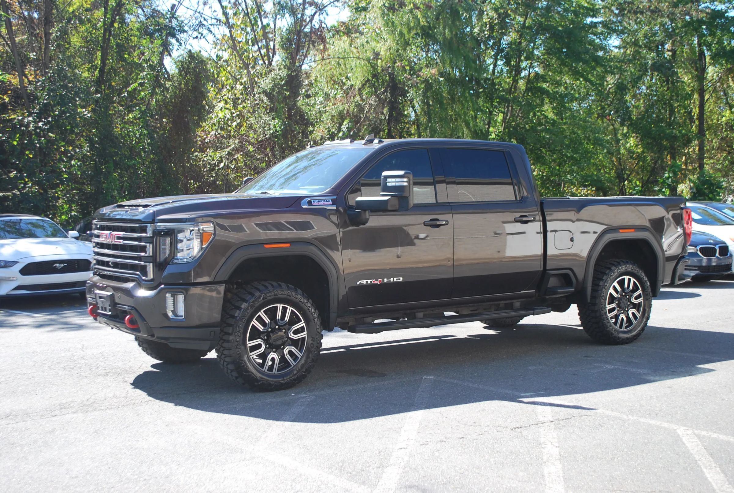 Used 2020 GMC Sierra 2500 AT4 w/ AT4 Premium Package AWD/4WD image 3