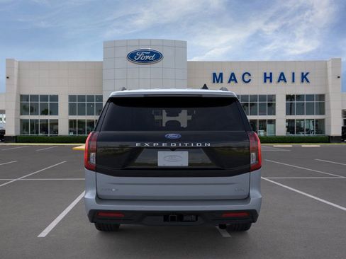 New 2025 Ford Expedition Max Active image 5