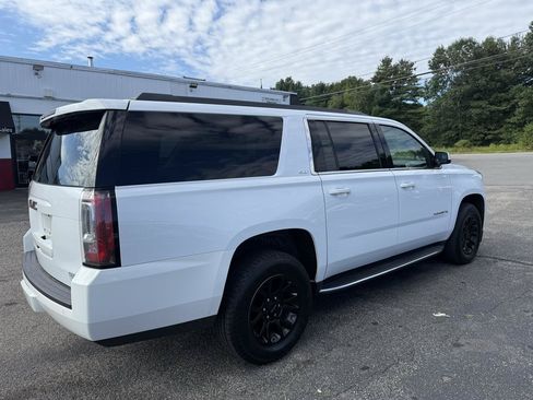 Used 2019 GMC Yukon XL SLT w/ Open Road Package AWD/4WD image 8