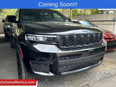 Used 2023 Jeep Grand Cherokee L Laredo