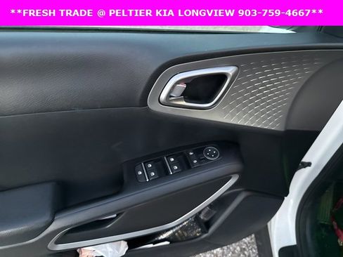 Used 2023 Kia Soul LX w/ Option Group 015 image 9