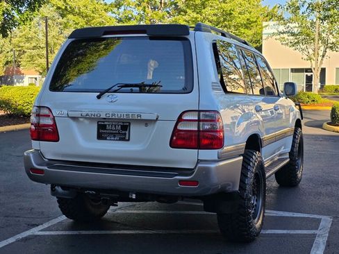 Used 2003 Toyota Land Cruiser w/ Convenience Pkg AWD/4WD image 8