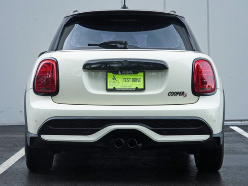Used 2023 MINI Cooper S FWD image 9