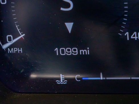 Used 2026 GMC Sierra 1500 AT4 w/ Technology Package image 21