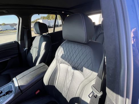 Used 2023 BMW X5 M50i w/ Executive Package image 53