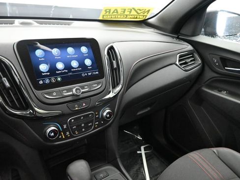 Used 2023 Chevrolet Equinox RS image 24