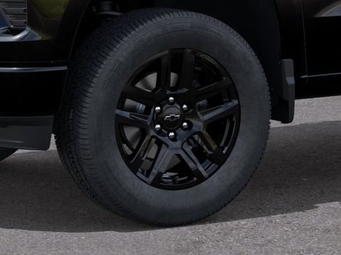 New 2026 Chevrolet Silverado 1500 Custom RWD image 9