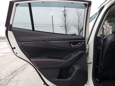 Used 2020 Subaru Crosstrek 2.0i Limited w/ Moonroof Package w/Navigation image 39