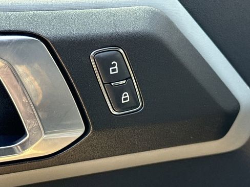 Used 2022 Ford Bronco Badlands w/ Sasquatch Package image 18