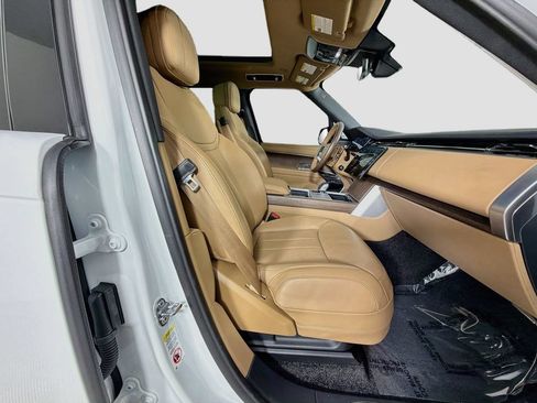 Used 2025 Land Rover Range Rover SE AWD/4WD image 31