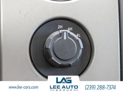 Used 2011 Ford F150 XLT w/ XLT Chrome Pkg image 23