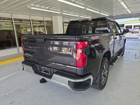 Certified 2022 Chevrolet Silverado 1500 LT AWD/4WD image 5
