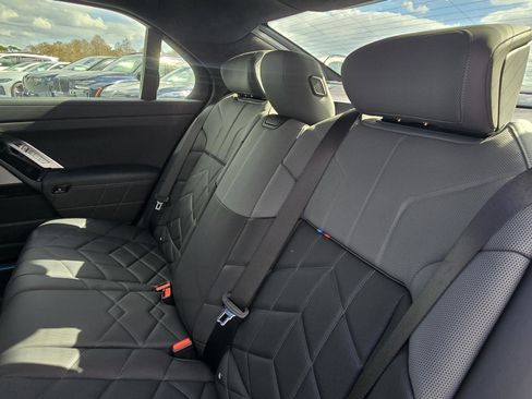 New 2026 BMW i7 eDrive50 w/ M Sport Package image 13