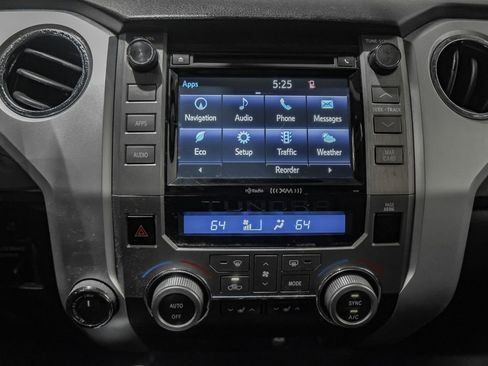Used 2018 Toyota Tundra Limited AWD/4WD image 23