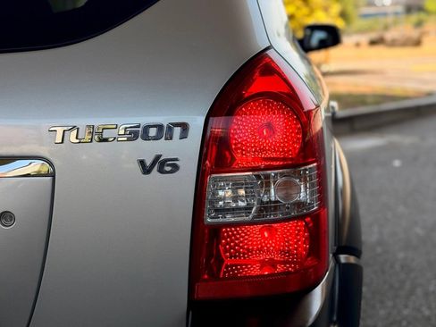 Used 2007 Hyundai Tucson SE FWD image 17